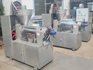 3 ensembles de presses à huile 6YL-95A sont prêts à être expédiés
